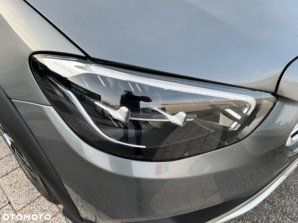 Mercedes-Benz Klasa E 450 4-Matic All-Terrain Exclusive - 28