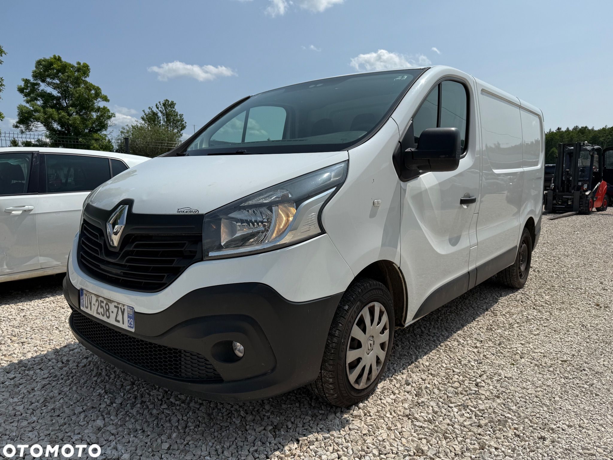 Renault Trafic - 1