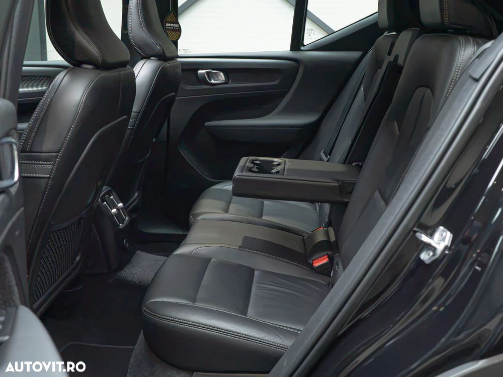 Volvo XC 40 T5 Recharge DKG RDesign Expression - 15