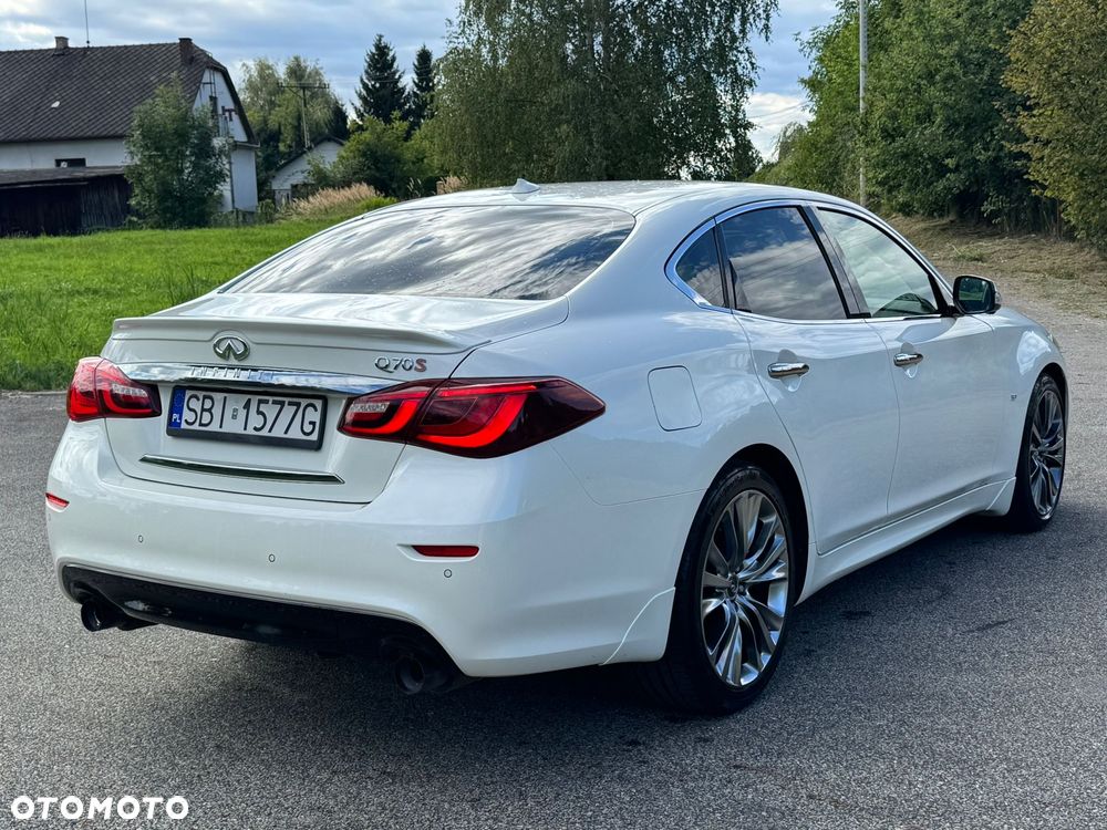 Infiniti Q70 3.7 S Premium - 9