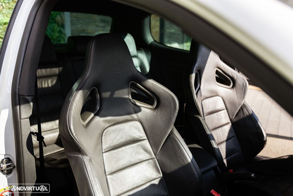 VW Golf 2.0 GTi DSG - 12