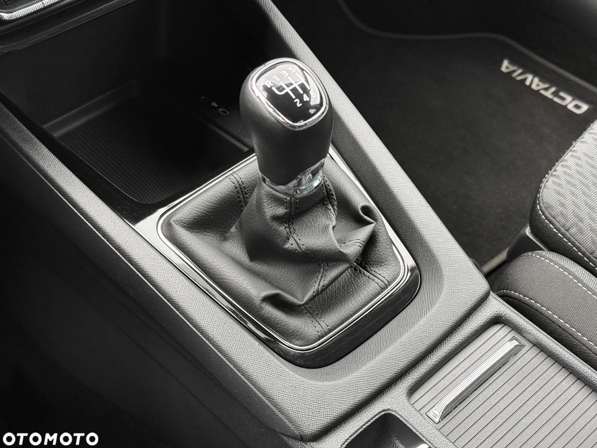 Skoda Octavia 2.0 TDI Ambition - 21