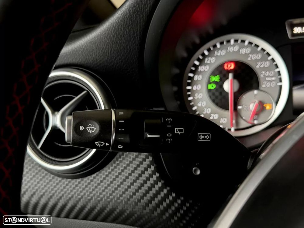 Mercedes-Benz A 180 d AMG Line - 46