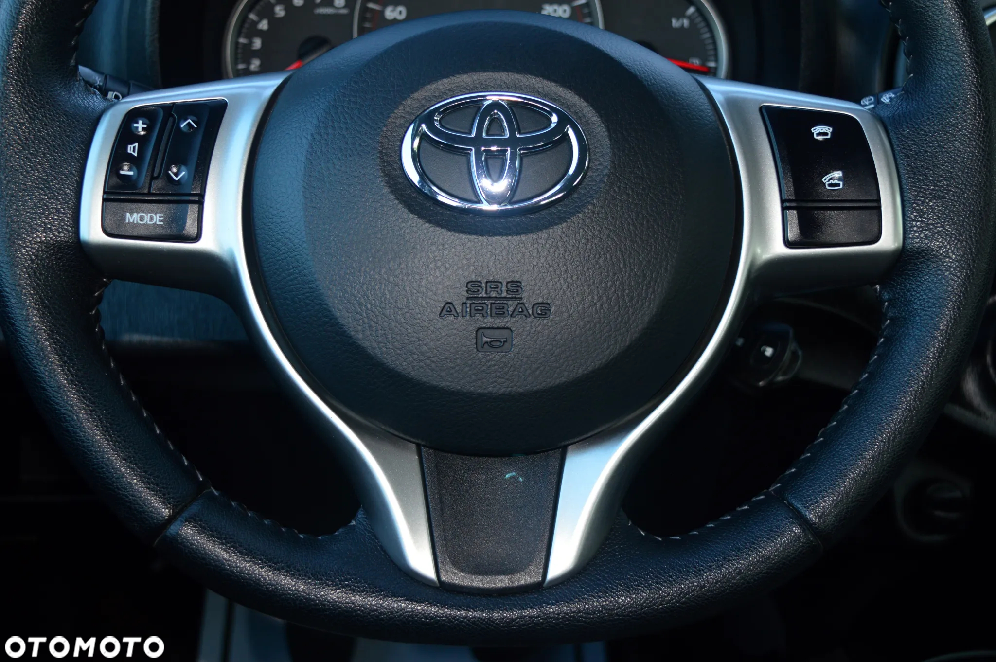 Toyota Yaris - 18