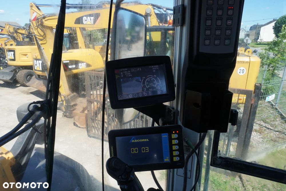 Liebherr L 550 - 12