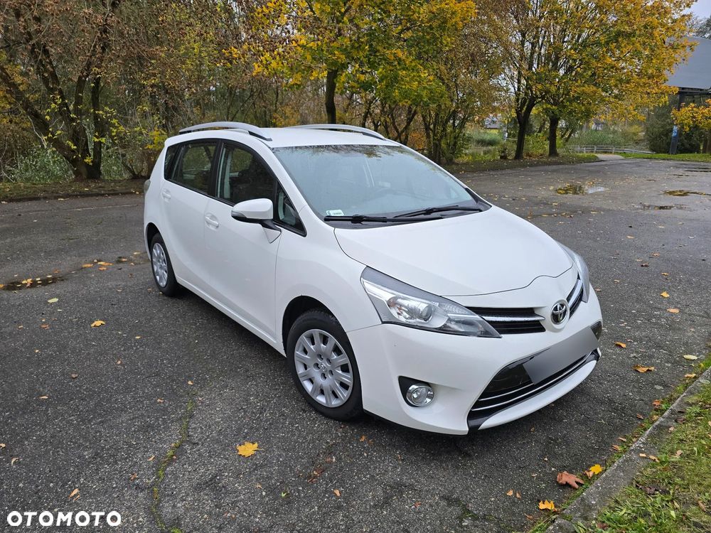 Toyota Verso 2.0 D-4D Active - 2