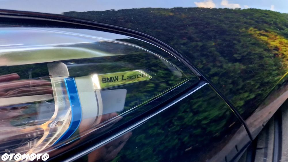 BMW Seria 8 - 28
