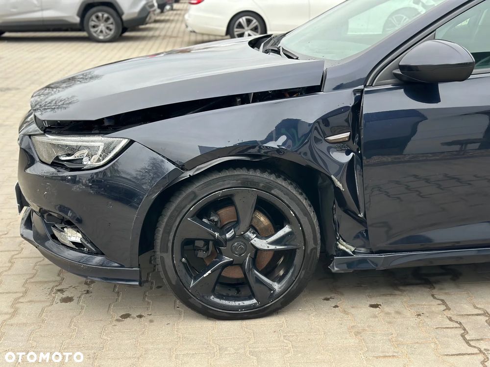Opel Insignia - 4