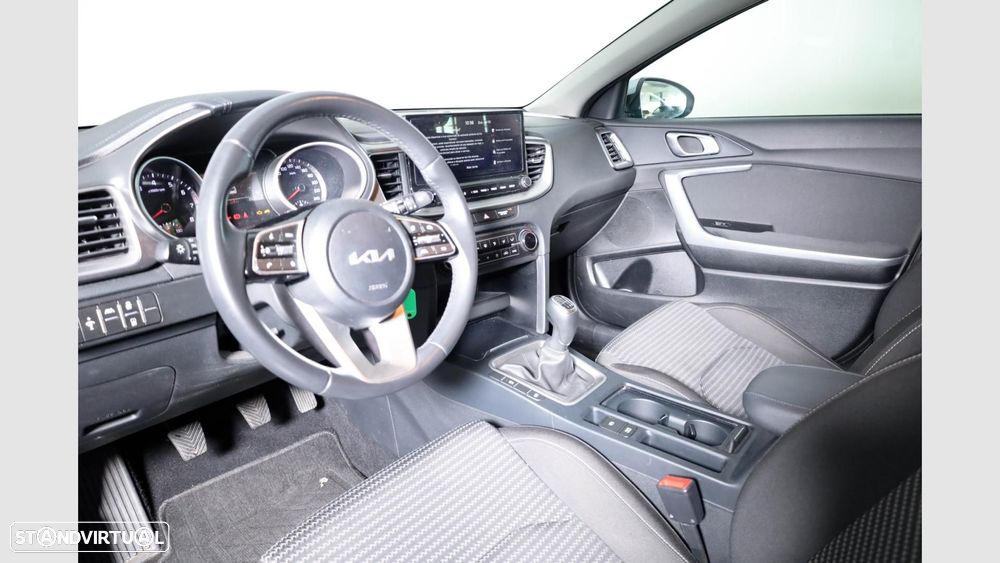 Kia XCeed 1.0 T-GDI Drive - 10