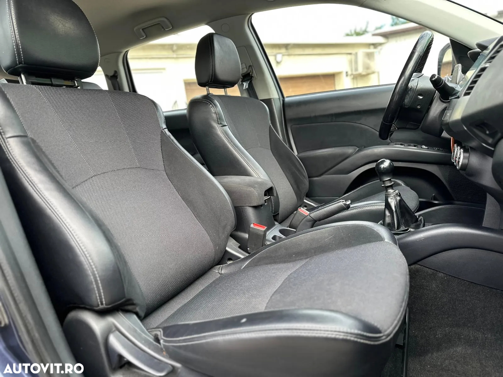 Peugeot 4007 HDI FAP 7-Sitzer Active - 19
