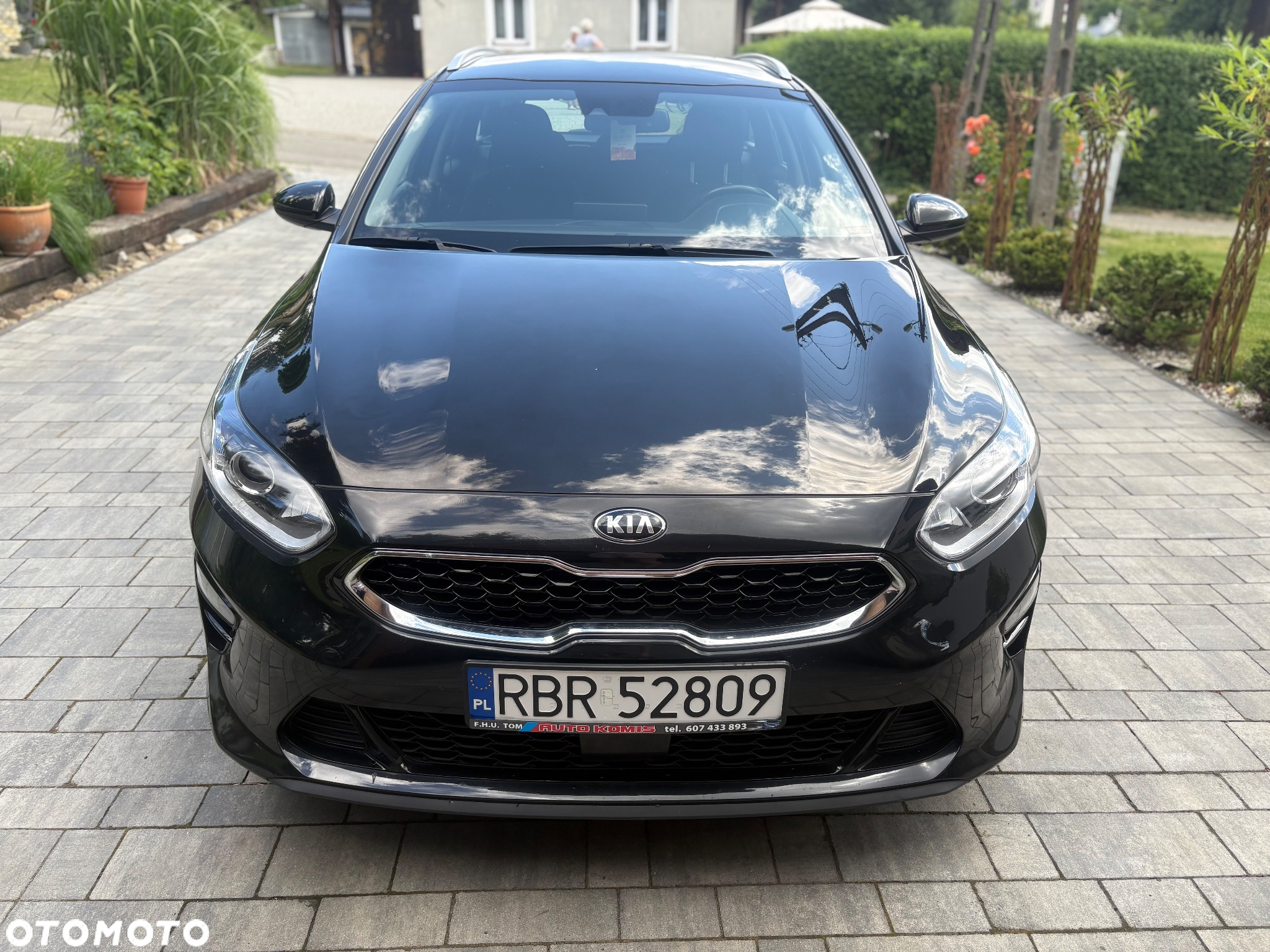 Kia Ceed - 10