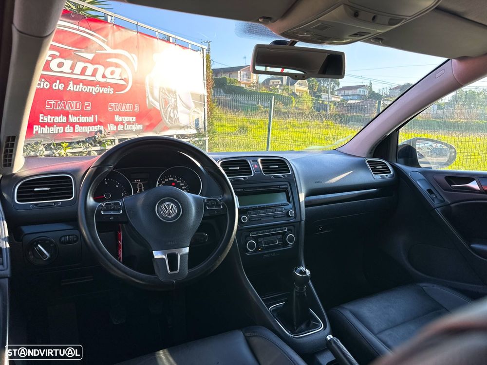 VW Golf 1.6 TDi Confortline - 12