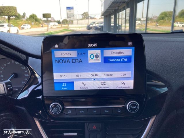 Ford Fiesta 1.0 EcoBoost S&S TITANIUM - 17