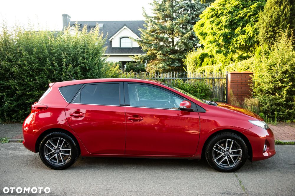 Toyota Auris 1.33 Dual-VVT-i Edition - 4