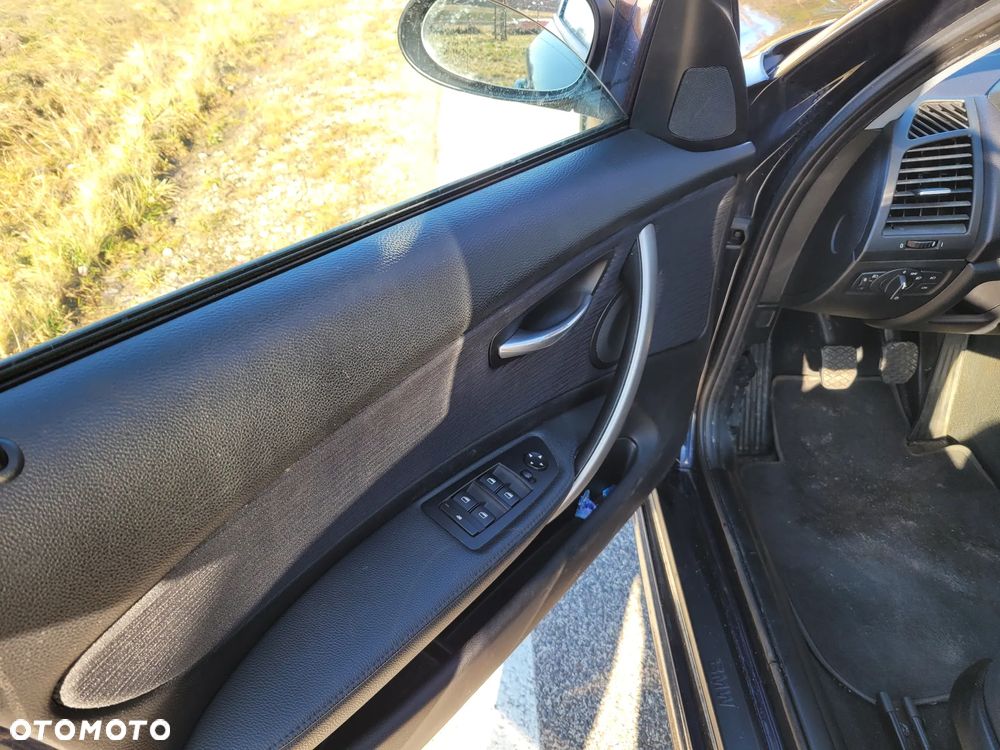 BMW Seria 1 118i Edition Sport - 12