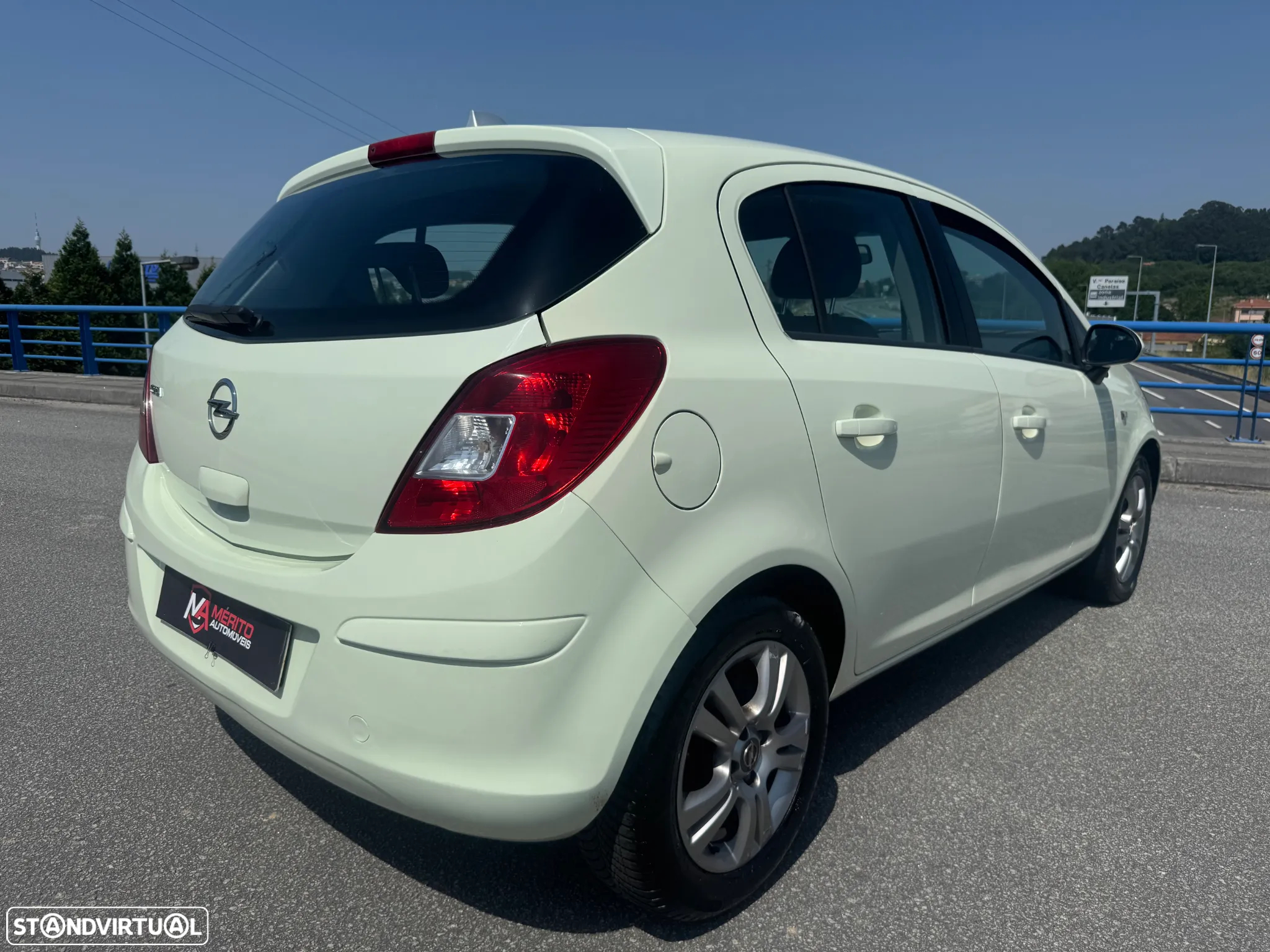 Opel Corsa 1.2 City FlexFuel - 3