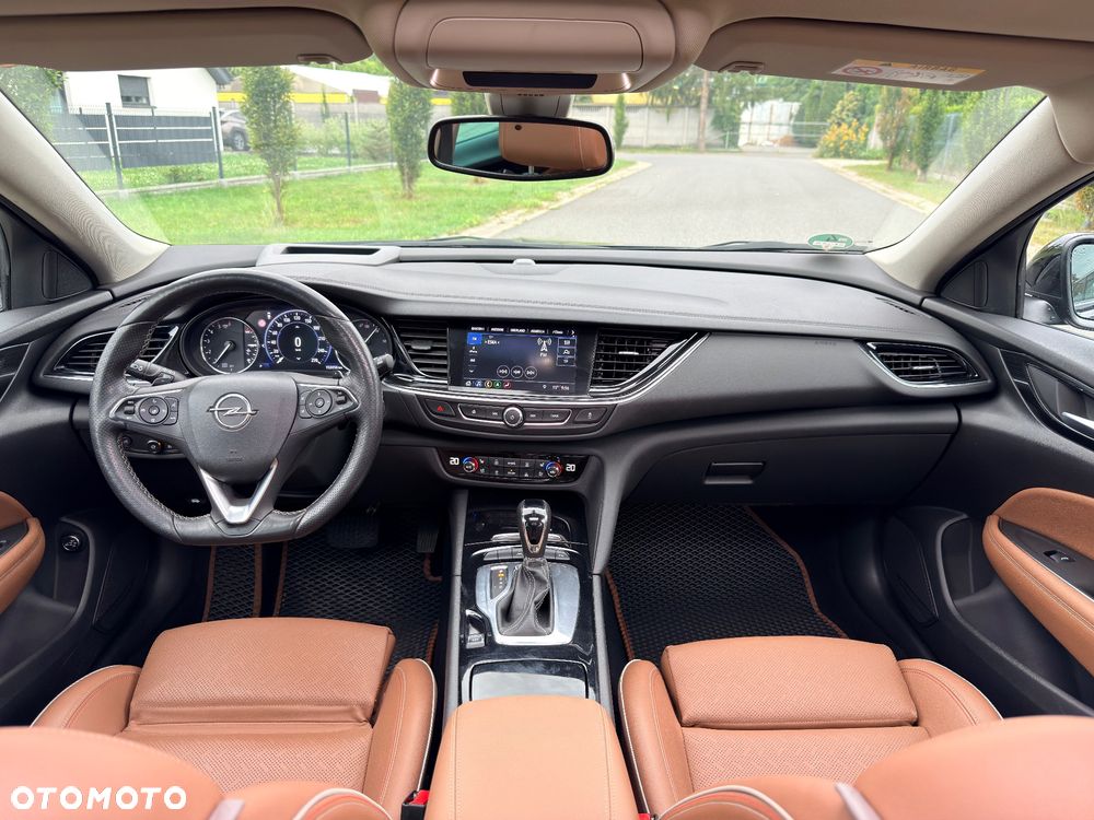 Opel Insignia 2.0 BiTurbo D 4x4 Automatik Exclusive - 29