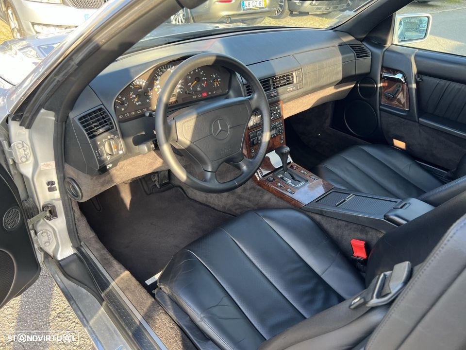 Mercedes-Benz SL 280 - 17