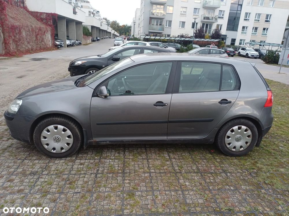 Volkswagen Golf 1.6 Comfortline - 3