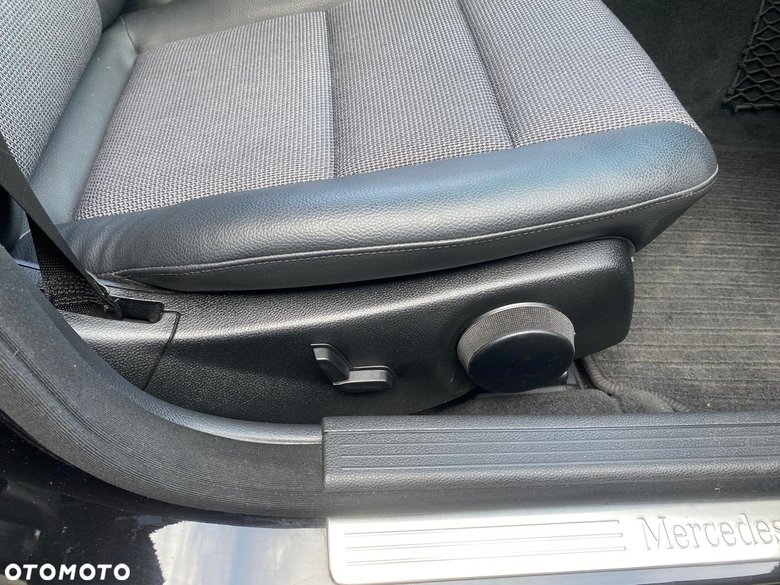 Mercedes-Benz Klasa C 200 T Kompressor Automatik Avantgarde - 23