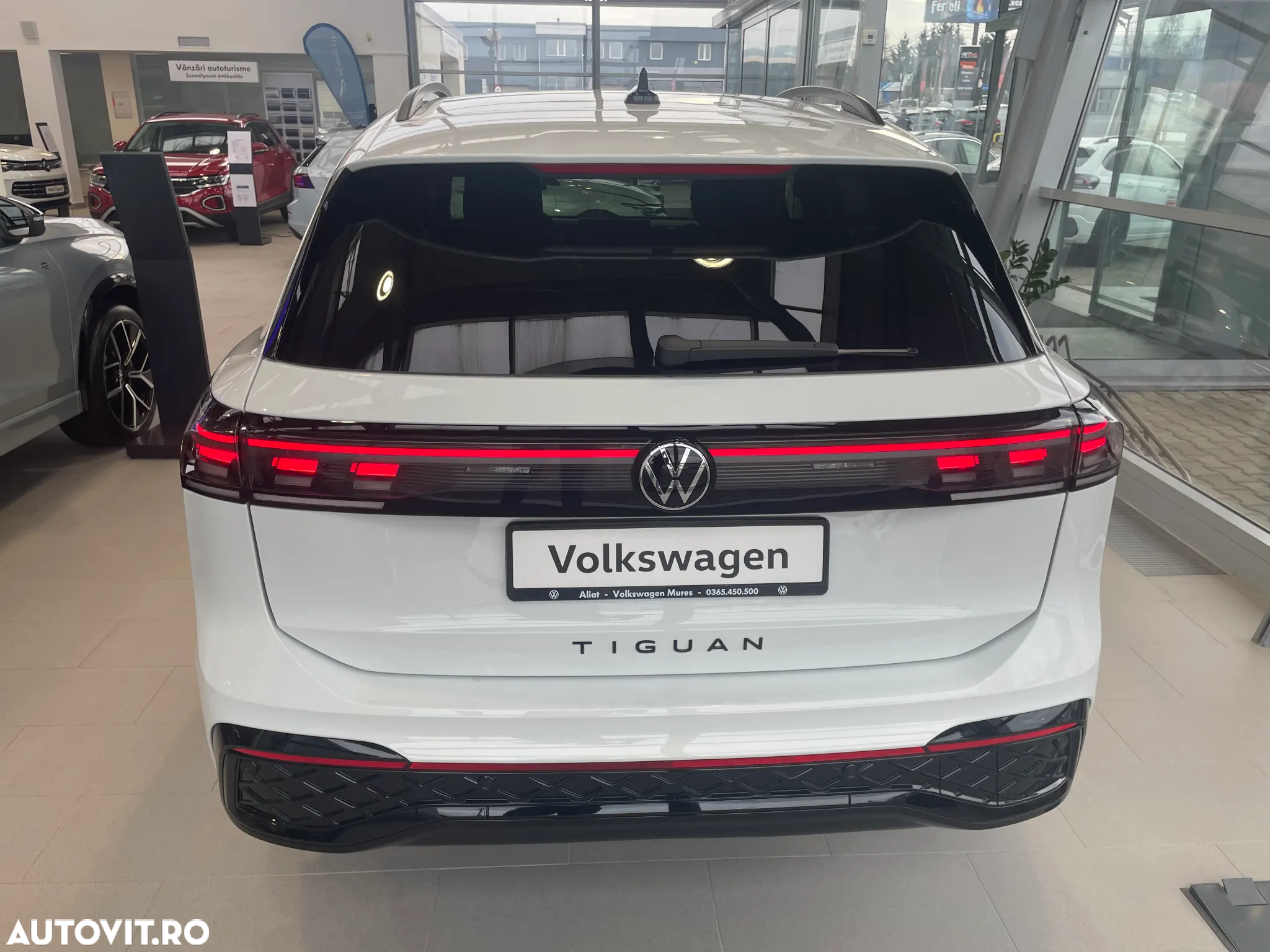 Volkswagen Tiguan 2.0 TDI DSG 4Motion R-Line - 4