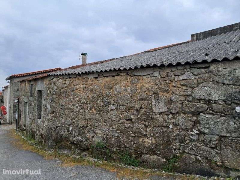 Casa Antiga para reabilitação - Grande imagem: 4/9