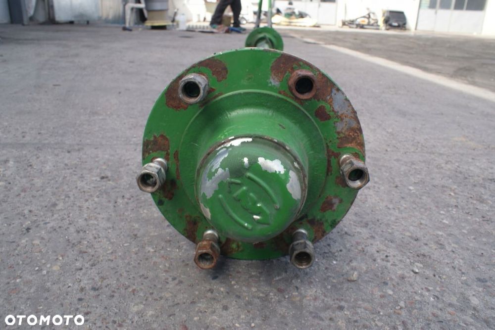 OŚ BELKA PIASTA PRASA JOHN DEERE 592 Maxicut 08R - 3