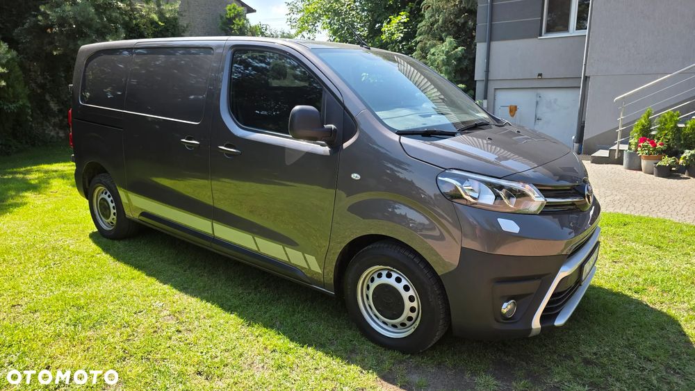Toyota ProAce - 12