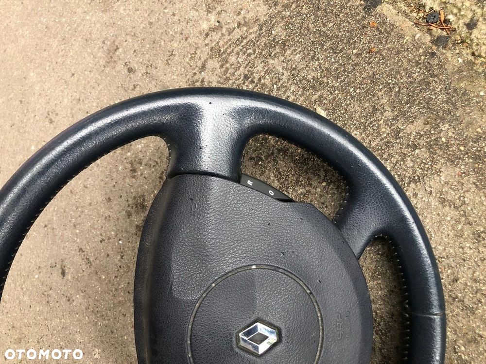 RENAULT TRAFIC KIEROWNICA SKÓRZANA Z PODUSZKĄ IGŁA - 3