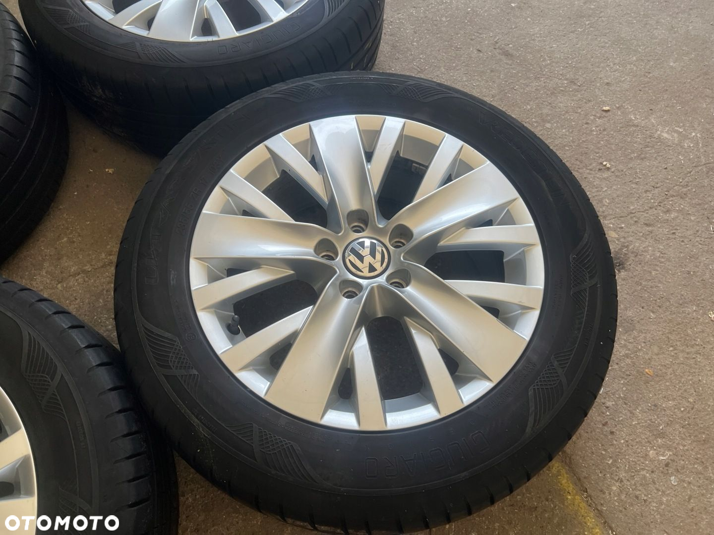 KOŁA FELGI ALU OPONY VOLKSWAGEN TIGUAN 17 5X112 VREDESTEIN 235/55/17 - 7