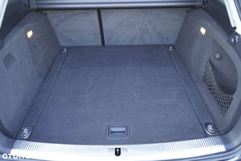 Audi A4 Avant 2.0 TDI DPF Attraction - 26