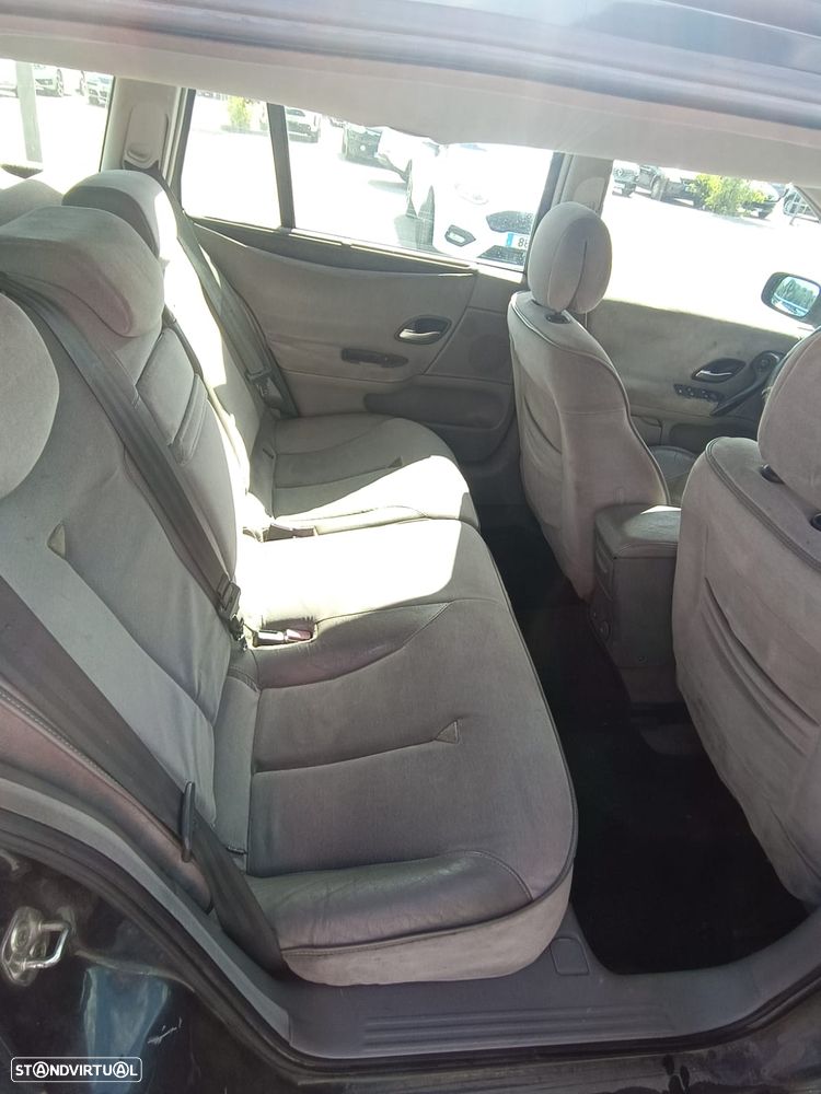 Renault Laguna Break 1.6 Privilège - 7