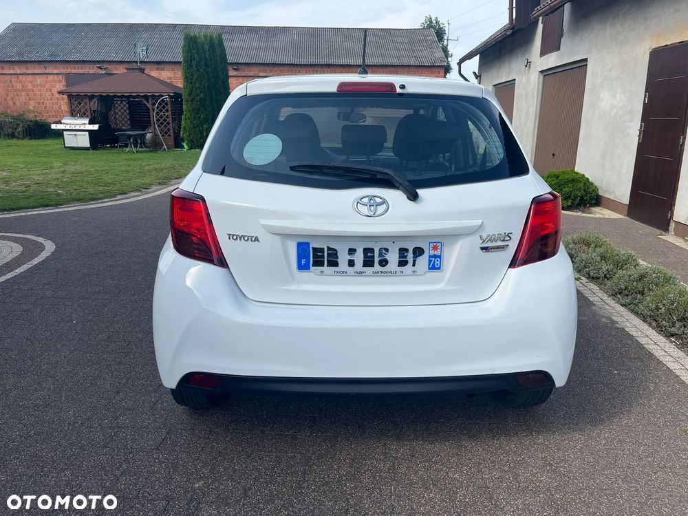 Toyota Yaris 1.0 VVT-i - 6