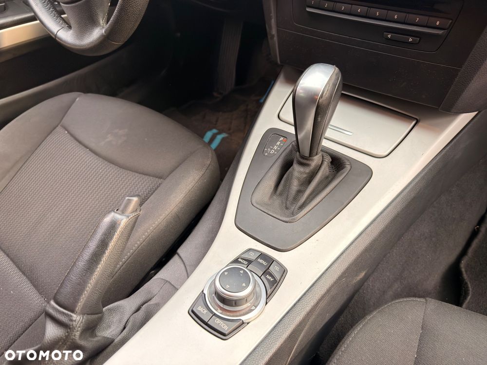 BMW Seria 3 318d DPF - 7