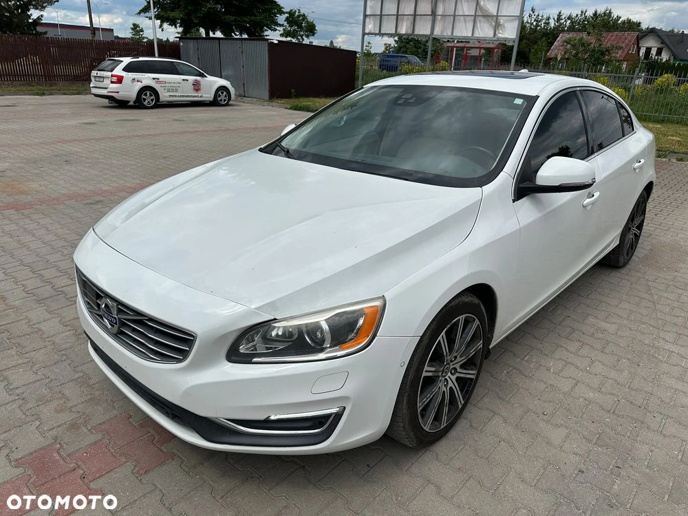 Volvo S60 - 2