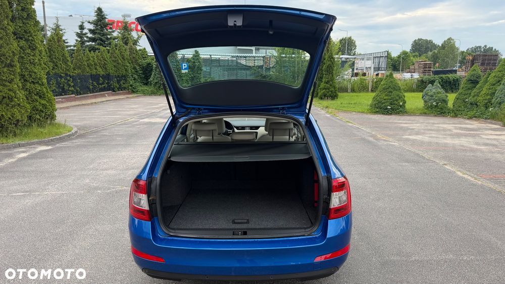 Skoda Octavia 2.0 TDI (Green tec) 4x4 Ambition - 32