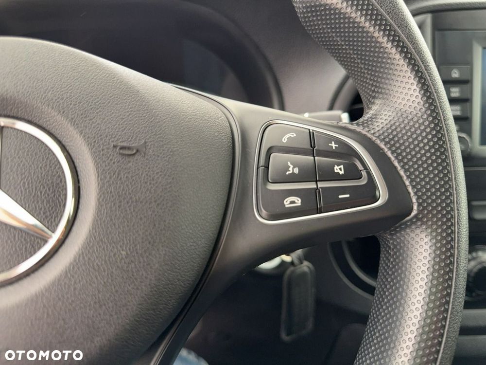 Mercedes-Benz Vito - 21