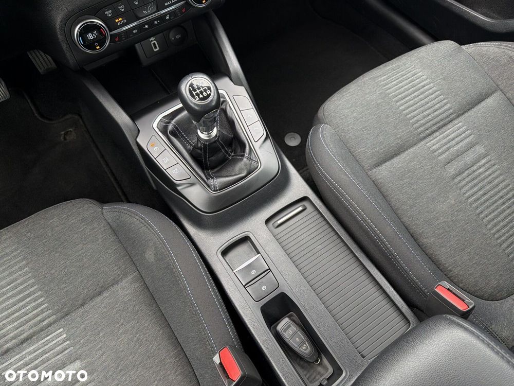 Ford Focus - 24