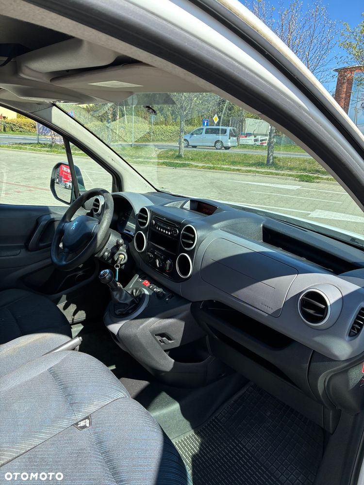 Peugeot Partner - 11