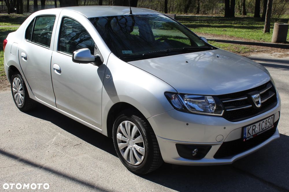 Dacia Logan 1.2 16V Ambiance - 9