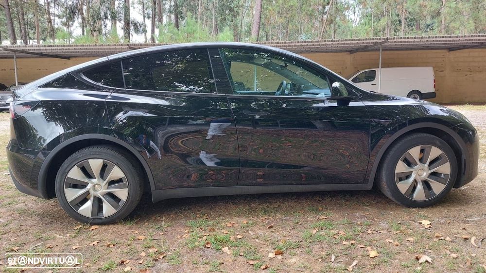 Tesla Model Y Standard - 7