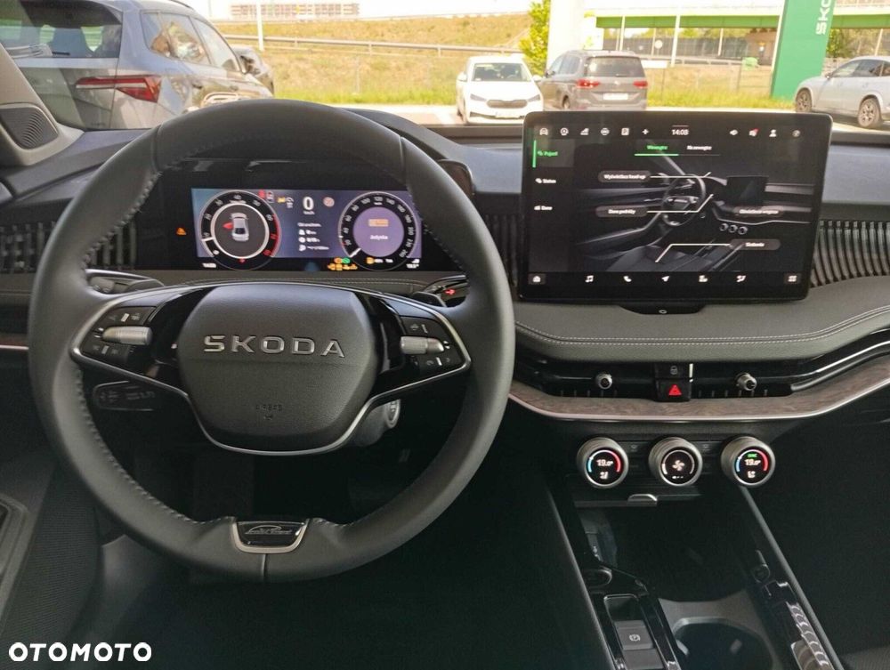 Skoda Superb 2.0 TSI L&K DSG - 22