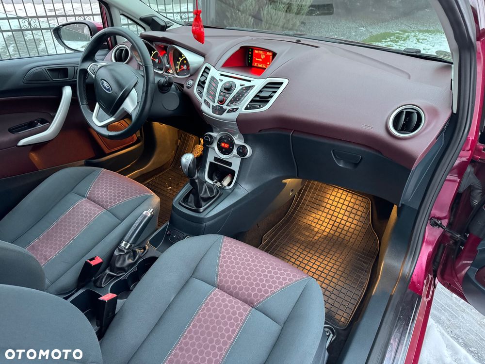 Ford Fiesta 1.6 Ti-VCT Ghia - 13