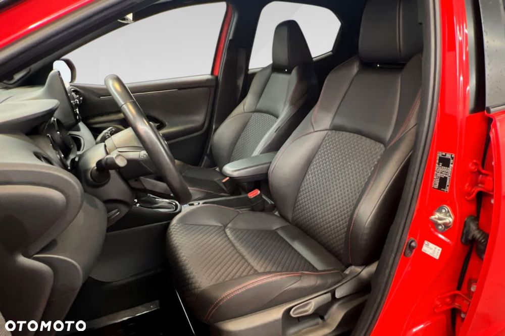 Toyota Yaris Hybrid 1.5 Premiere Edition - 11