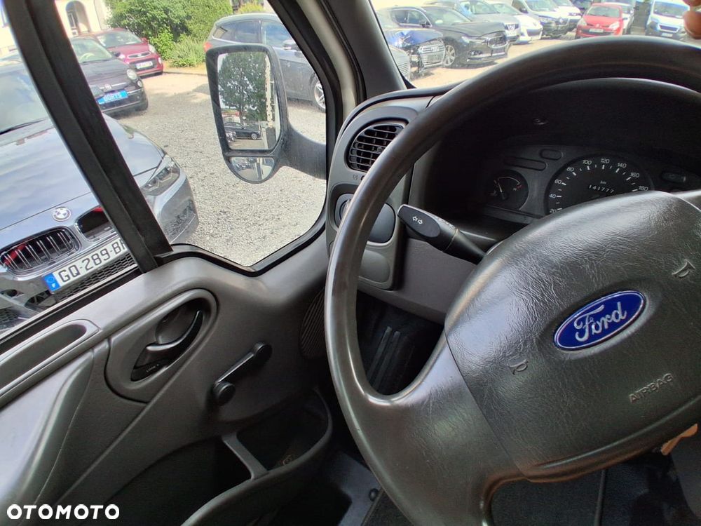 Ford Tranzit - 16