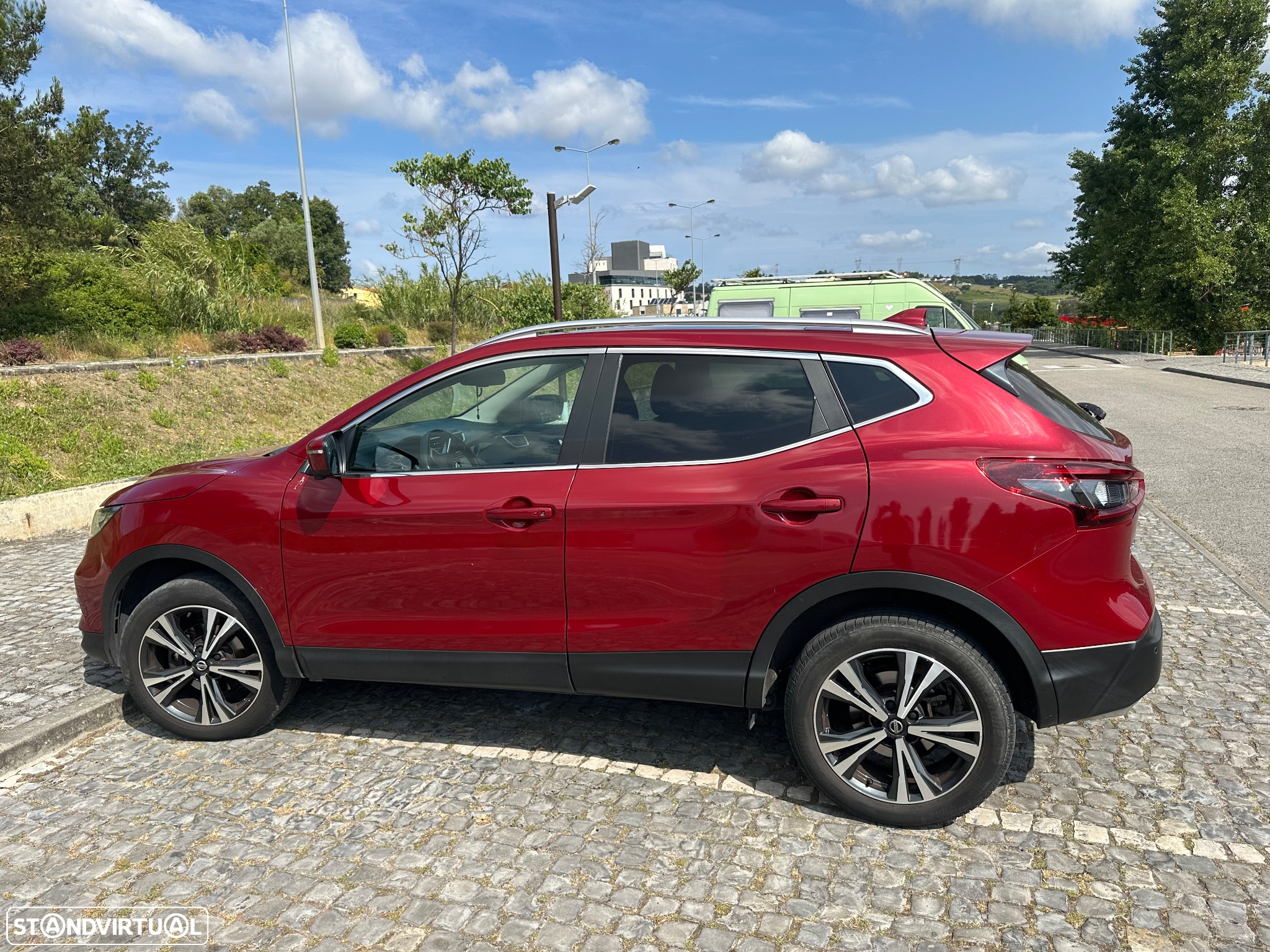 Nissan Qashqai 1.5 dCi N-Connecta J18 - 11