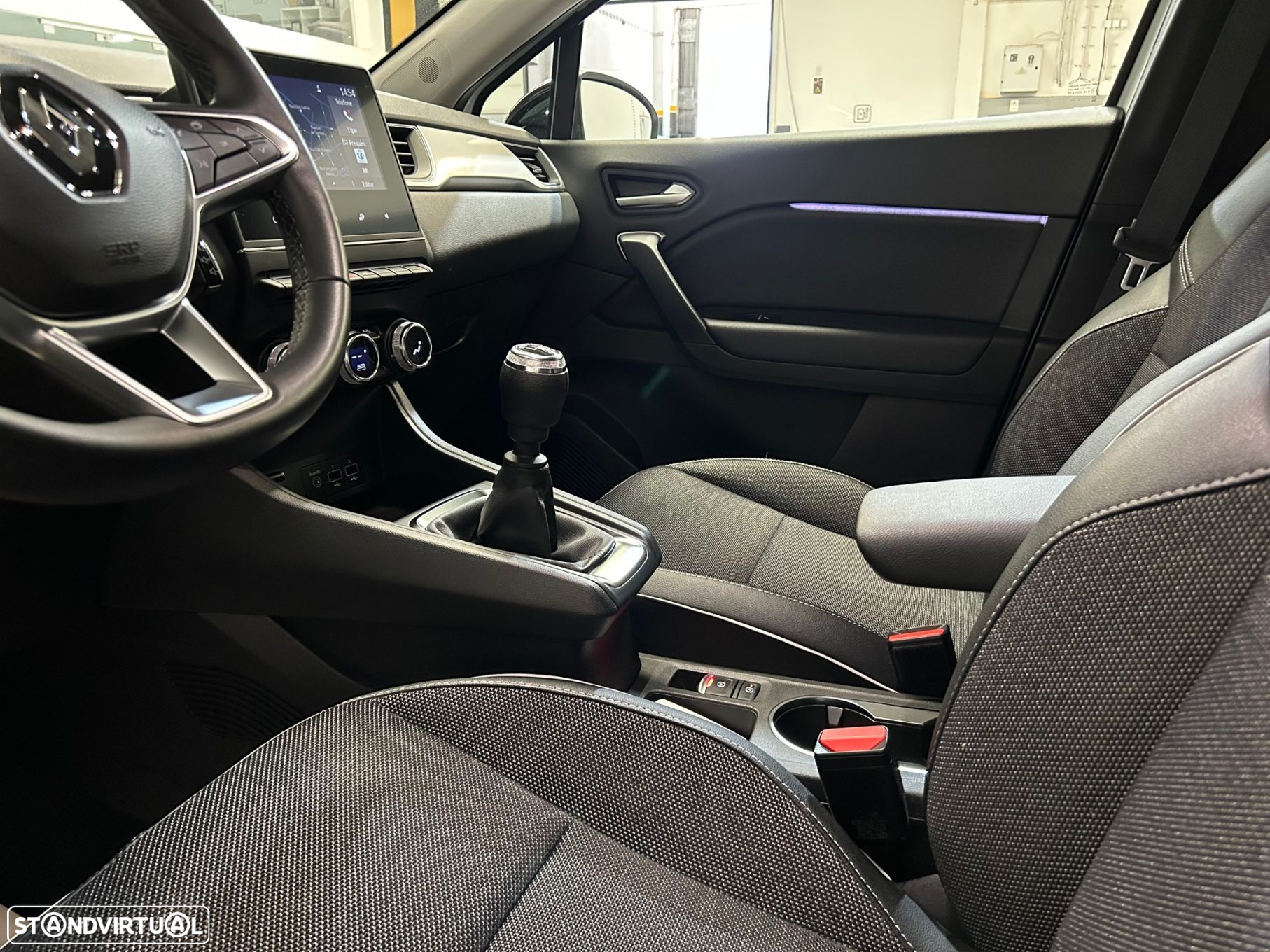 Renault Captur - 45