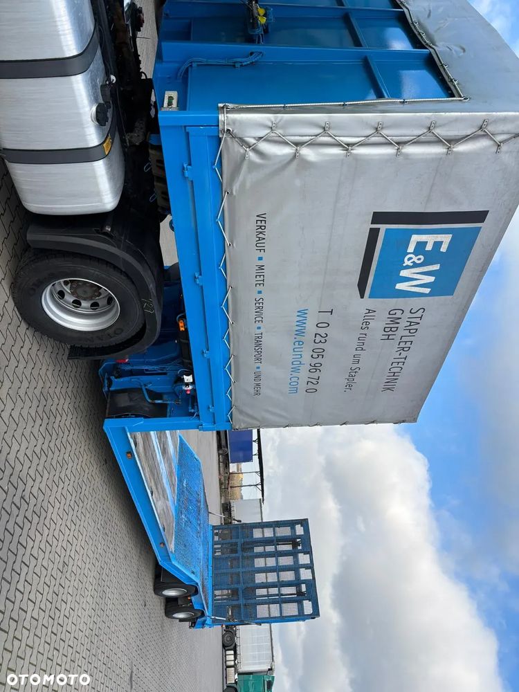 Langendorf SATBUE 20 , 2 osie skrętne , naczepa do przewozu wózków widłowych, maszyn rolniczych, maszyn budowlanych , ciągników rolniczych , ciągników siodłowych , pomoc drogowa , wciągarka, własna hydraulika, skoładany hydraulicznei pomost , - 4