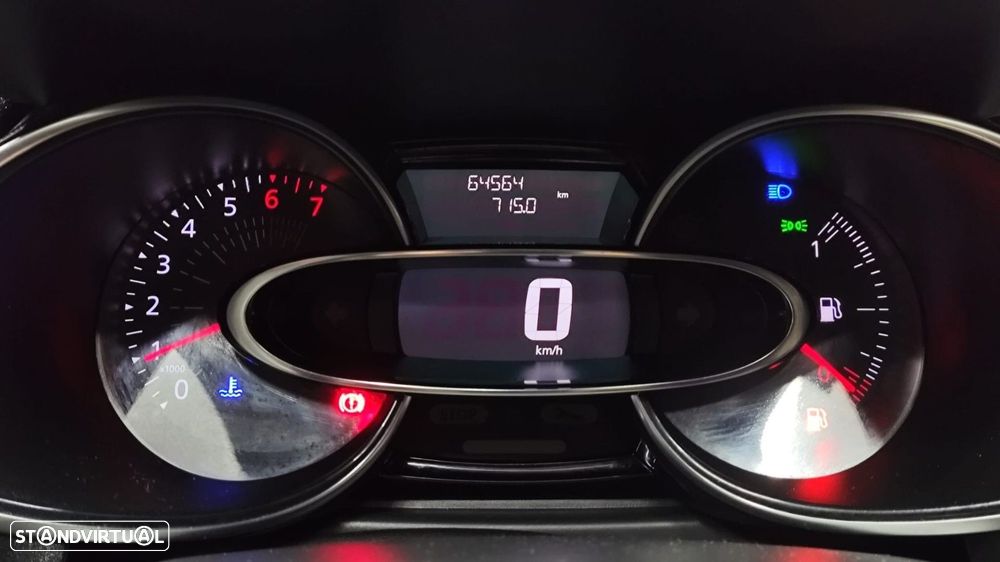 Renault Clio Sport Tourer 0.9 TCe GT Line - 13