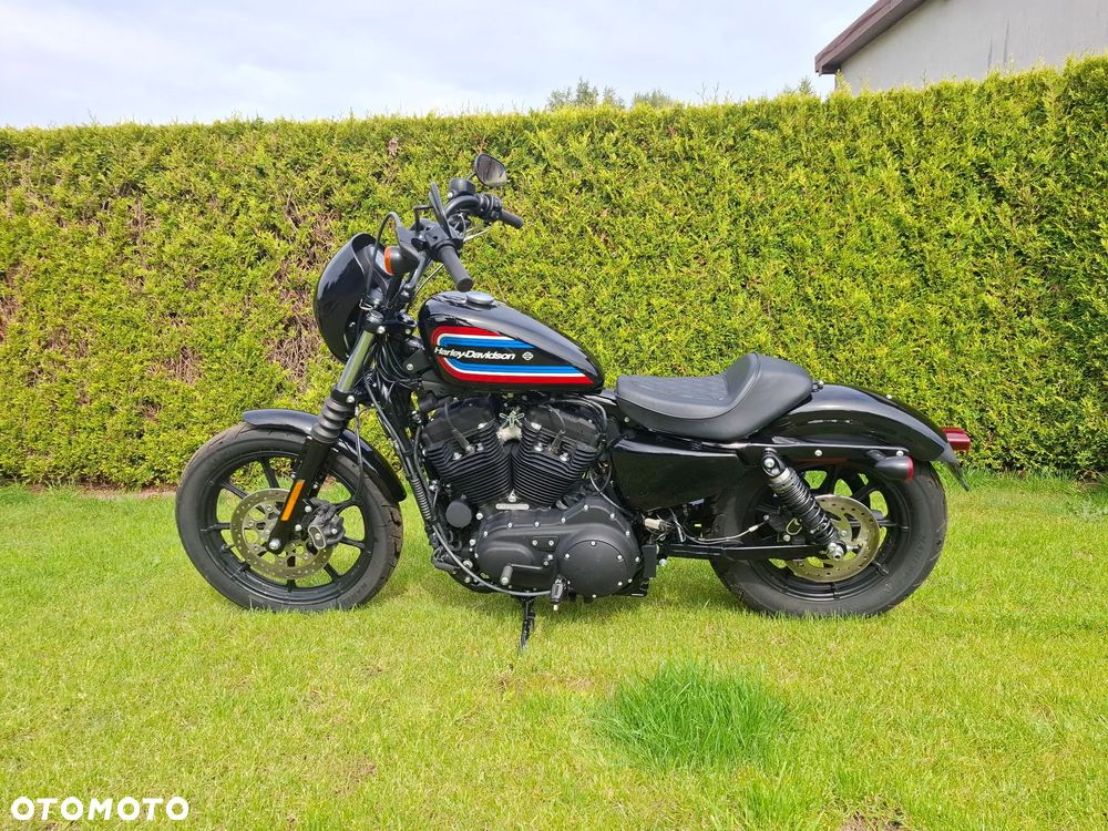 Harley-Davidson Sportster Custom 1200C - 2